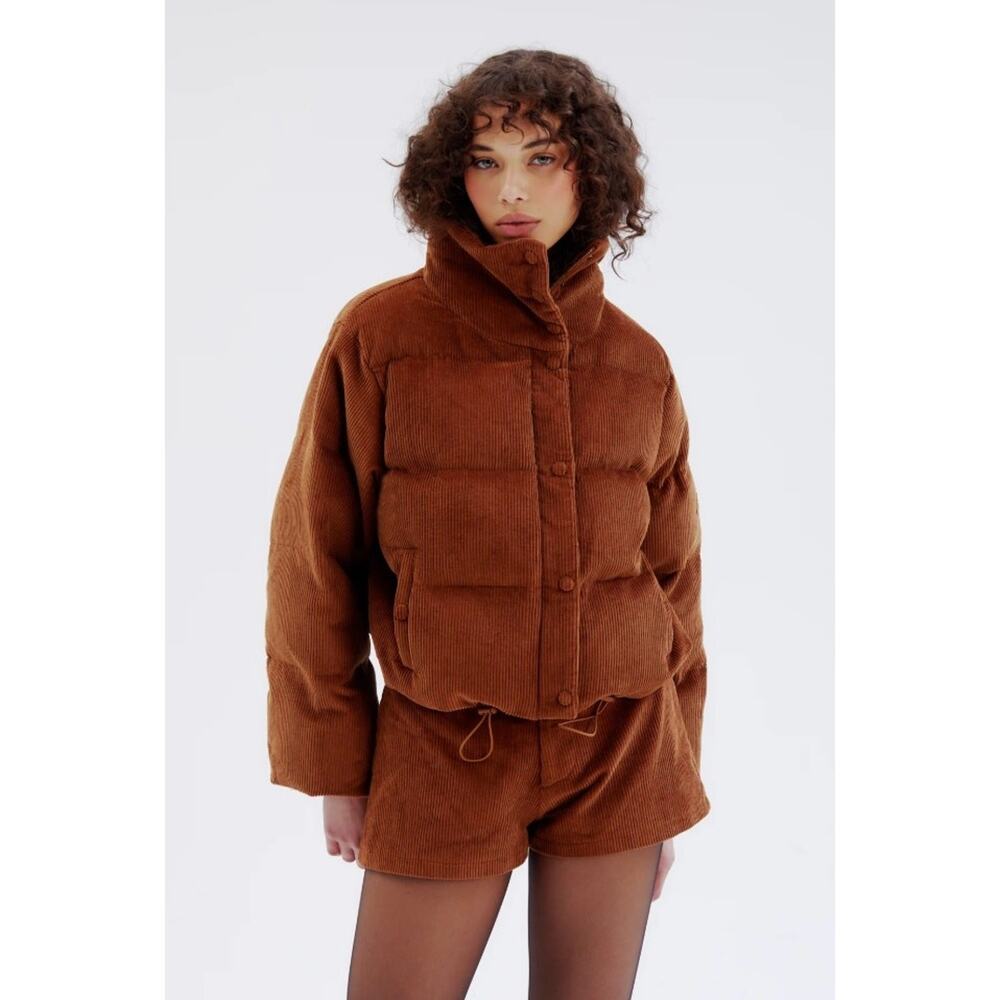 NWT The Bar Hudson Corduroy Puffer Coat Size‎ Small Brown